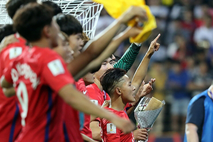 기니전 대승, 만족 모르는 ‘신태용 자율축구’