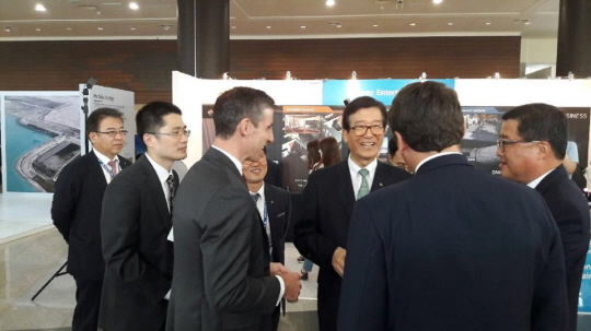 산은, AIIB 연차총회 참여…금융협력 강화