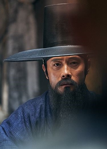 [D-film] 남한산성 200만 vs 범죄도시 100만 '쌍끌이' 