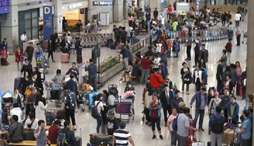 추석연휴 인천공항 승객 206만명 돌파…역대 최다