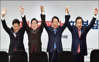 한국당 원내대표 후보들, 초선 만나 "치어리더", "대처" 약속