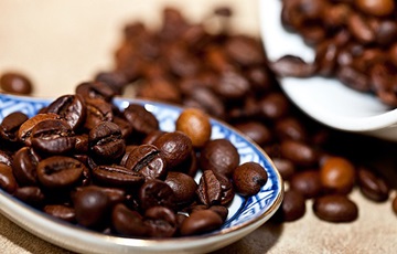 커피마저 가격 인상 만지작…최저임금·컵보증금제 여파?