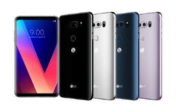 LG V30, 올해의 스마트폰 최고상 휩쓸었다