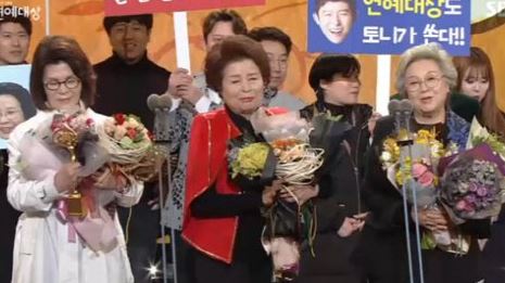 '미우새母'가 남긴 이변…SBS연예대상 대상 수상 