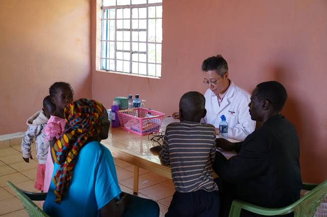 일동제약 임직원, 케냐 의료봉사활동 전개