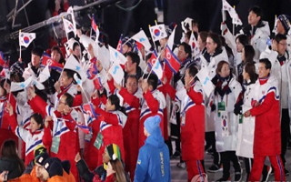 靑 '남북 갈등으로 따로입장' 보도에 "사실 아니다" 정정보도 요청