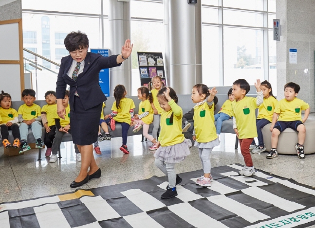 현대해상 "초등학교 통학 안전프로그램 시행 효과 커"