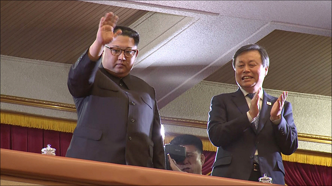 北김정은 파격행보 ‘핵 프로그램’ 완성 자신감?