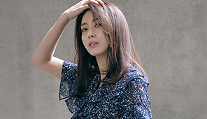 송윤아, 미리 준비하는 여름 패션 '플라워 패턴'