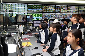 KT, 미디어 꿈나무 위해 방송 체험 기회 제공