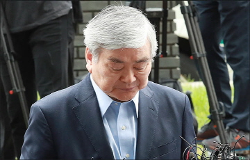 조양호 한진그룹 회장 검찰 출석..."조사에 성실히 임하겠다"