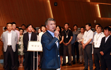 동국제강 창립 64주년…장세욱 부회장 "정시퇴근·불필요한 업무 버려라"