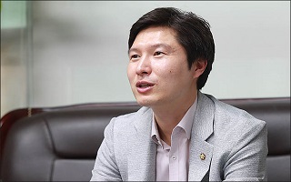 [인터뷰] 김해영 "백년정당 되려면 '포스트386' 육성해야"