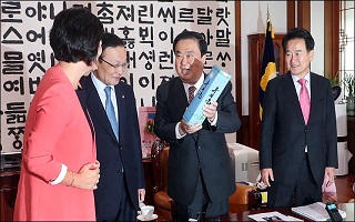 현실화된 남북국회회담…문희상·김영남 연내 조우할 듯 