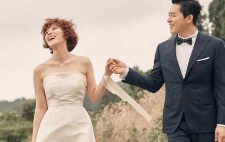 조정석 거미 결혼…'영화 같은 3년 열애 끝' 