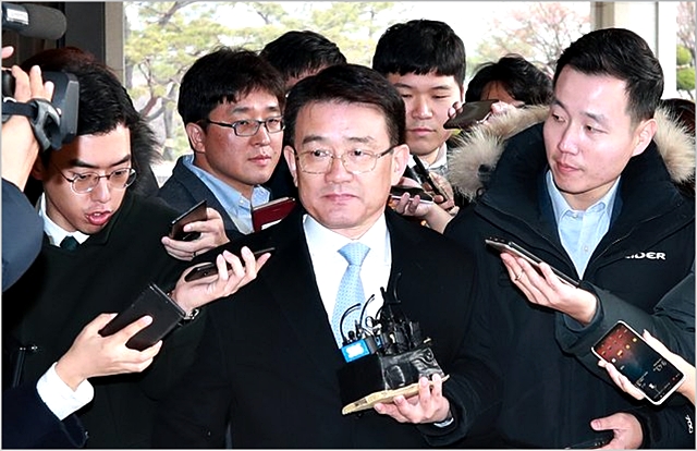 세월호유족 사찰의혹에 “부끄러움 없다”…이재수 전 기무사령관 투신 