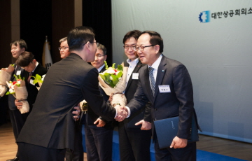 중부발전, ‘기업혁신대상’서 산업부 장관상·최우수 CEO상 수상
