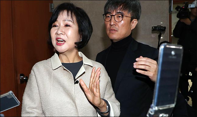 손혜원, 금태섭 지적에 "가짜뉴스 인용, 사과하시라" 
