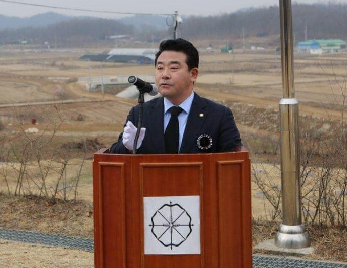 민주당 의원, '서해수호의 날' 불참하고 '북한군 추모제' 참석 논란