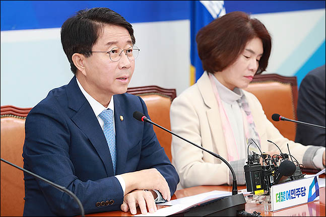 조정식 "한국당, 국회 정상화하라는 게 국민의 명령"