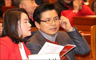 국회의원 평균연령 55.5세…한국당, 당사에 키즈카페 여는 까닭은