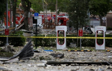 美플로리다주 쇼핑몰서 가스누출 추정 폭발…최소 21명 부상