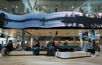 삼성전자, 헬싱키 공항에 스마트 LED 사이니지 설치