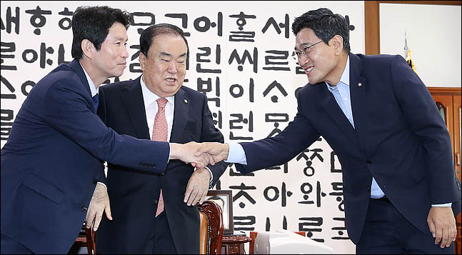 '조국 의혹' 추석 밥상머리에 올리나…9월 청문 정국 '고개'