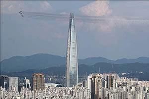 서울 하늘 가르는 블랙이글스