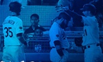 ‘3연승’ LA 다저스, 잰슨 쑥스러운 세이브...아레나도 홈런
