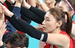 ‘김연경·김희진 맹폭’ 한국 여자배구, 랭킹 1위 세르비아 제압