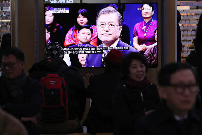 "일방적 전달 쇼에 불과" 한국당 바른미래당 강력 비판