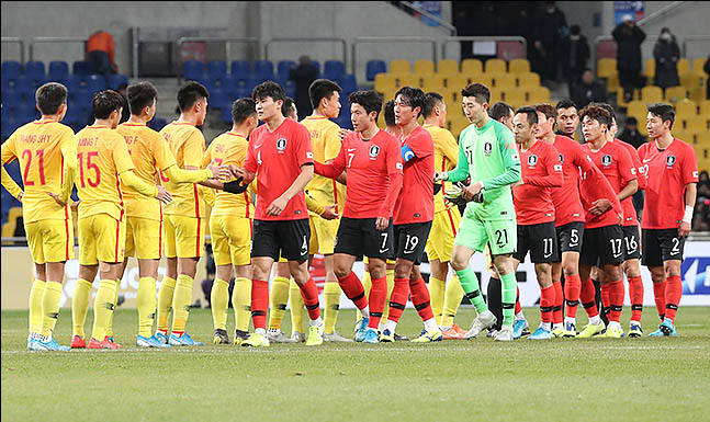 동아시안컵 한국, '소림 축구' 중국 잡고 1-0 승리