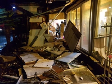 제주 게스트하우스서 LP가스 폭발… 8명 부상