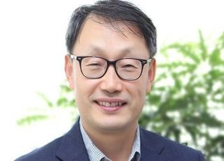 黃, 구현모 KT CEO 내정자 힘 실어주기…취임 전 광폭행보&nbsp;