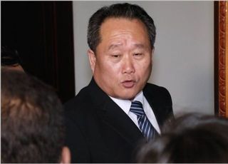 리선권, 북한 외교단 연회 참석…향후 대외정책 변화 주목