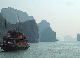 베트남 하롱베이서 선박 뒤집혀 한국 관광객 1명 사망