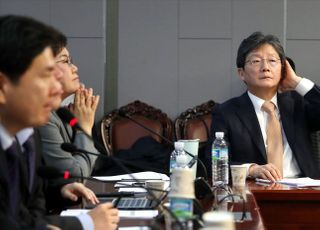 유승민 "한국당과 통합 논의, '시간 걸리는 문제' 있어"