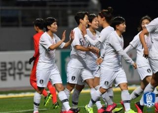 ‘베트남 나와라’ 한국 여자축구, 미얀마 완파...지소연 2골·2도움