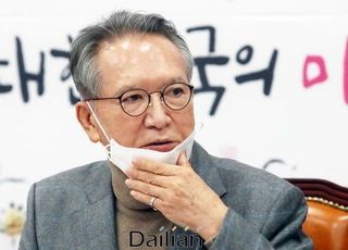 [데일리안 오늘뉴스 종합] '판갈이' 공천 약속한 김형오의 시련, 코로나19 이번 주말이 중대고비