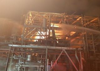 서산 롯데케미칼 공장서 폭발 사고…20여명 부상