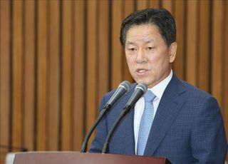 주승용, 총선 불출마 선언…"국민의당 분열에 책임"