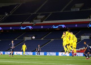 이겨본 적 없던 PSG…무관중 속 기적 연출