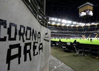 [코로나19] 시계 멈춘 유럽 축구…잔여 일정 확정한다