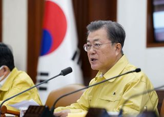 文대통령 주재 '비상경제회의' 19일 첫 개최