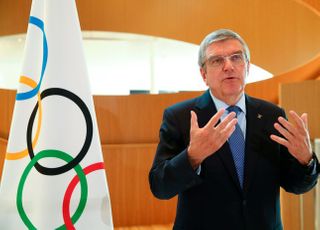 IOC 바흐 위원장 “도쿄올림픽 여름 이전 개최될 수도”