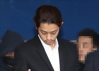 '성매매' 정준영에 벌금 100만원…집단 성폭행 사건과 별개