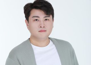 김호중, ‘너나 나나’ 리메이크곡 15일 공개…곧 정규 발매도