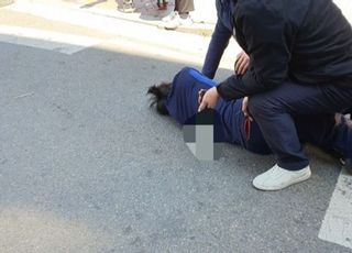 [총선2020] 오세훈 유세현장에 한 남성 흉기 들고 접근하다 체포 당해