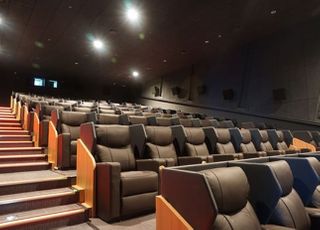 씨네큐, 전주영화의 거리점 오픈…누워서 보는 영화관